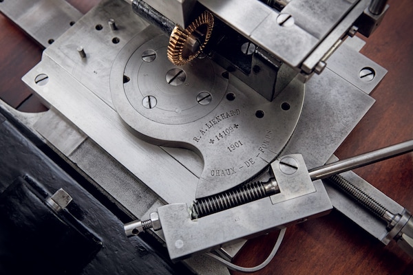 BREGUET_QDL_GUILLOCHEUSES