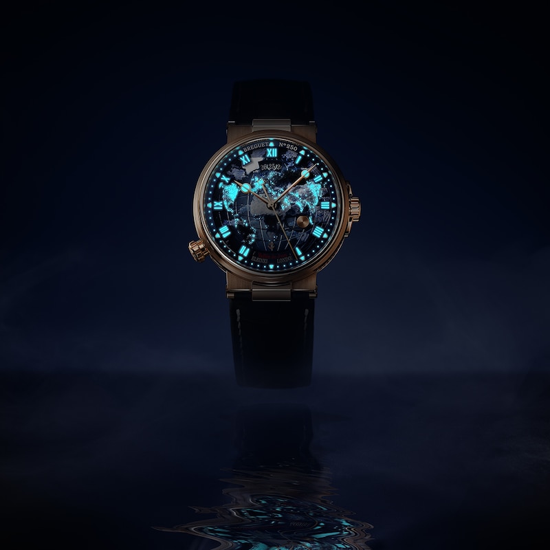 Marine Hora Mundi 5555