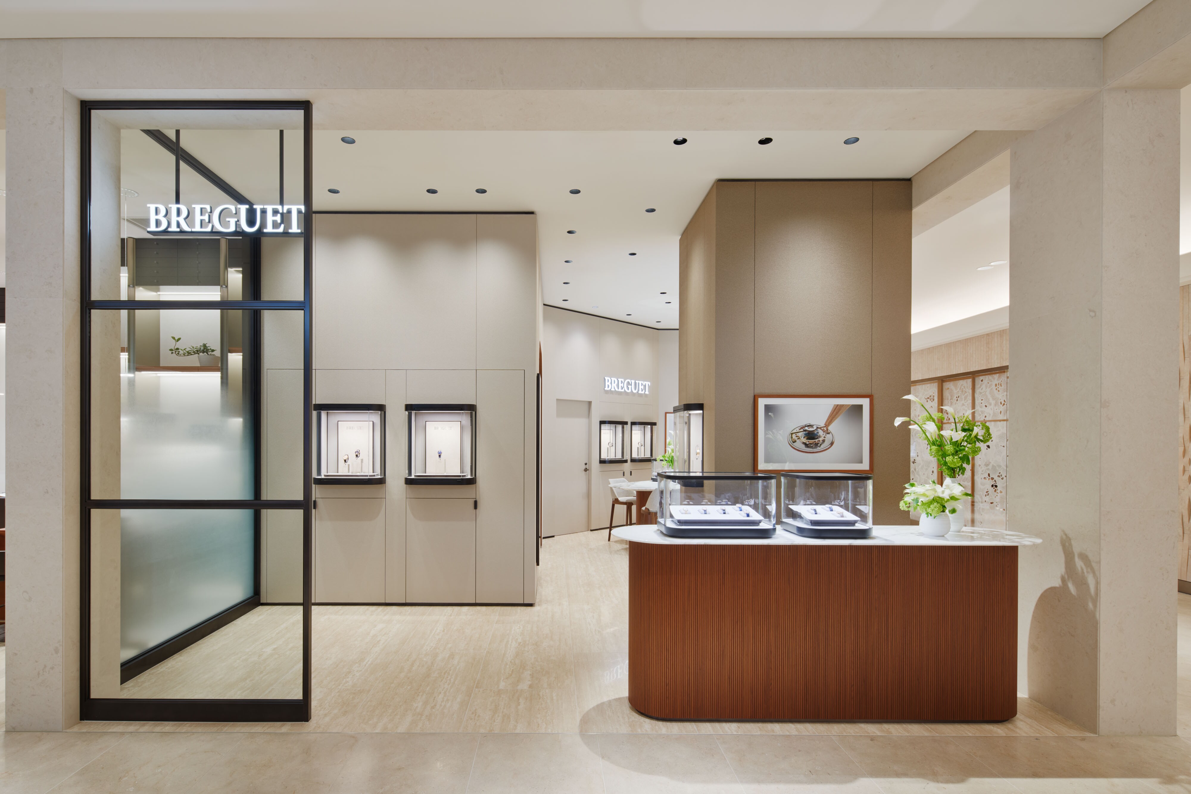 Montres Breguet | Boutique Breguet Osaka Hankyu Umeda