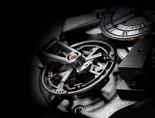 cage tourbillon Tradition 7047.