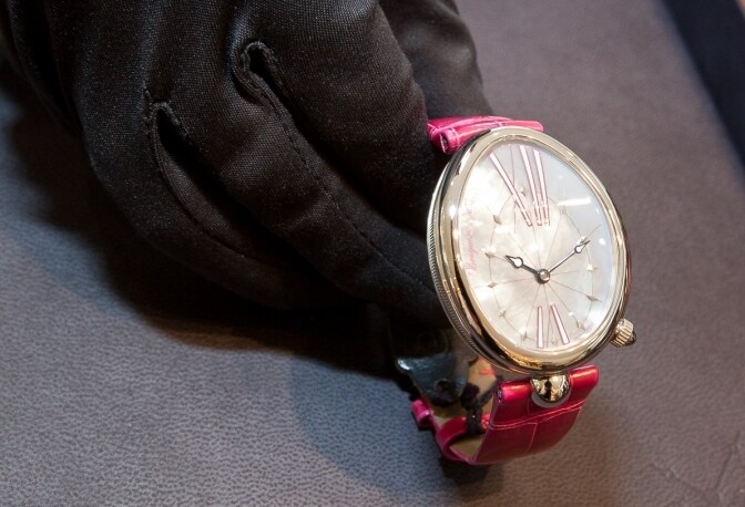 미국에서 순회 투어 중인 최초의 손목 시계 전시회