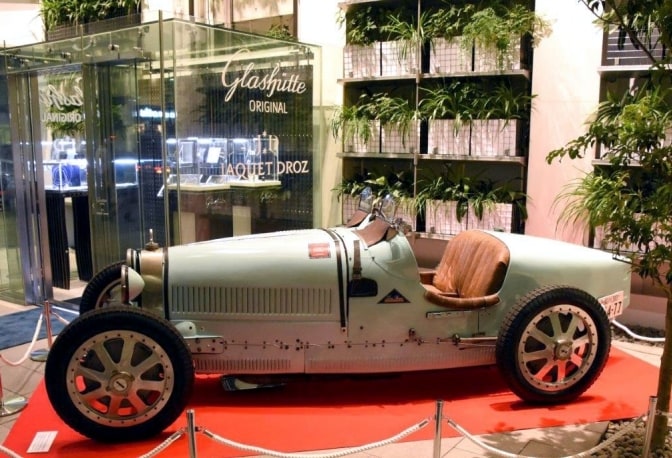 Breguet et Bugatti se réunissent pour une soirée inédite au Japon